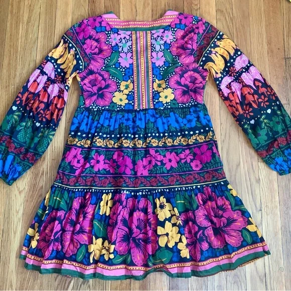 Stunning vibrant Anthropologie x Farm Rio Dress V-Neck Puff Sleeve - Picture 10 of 11
